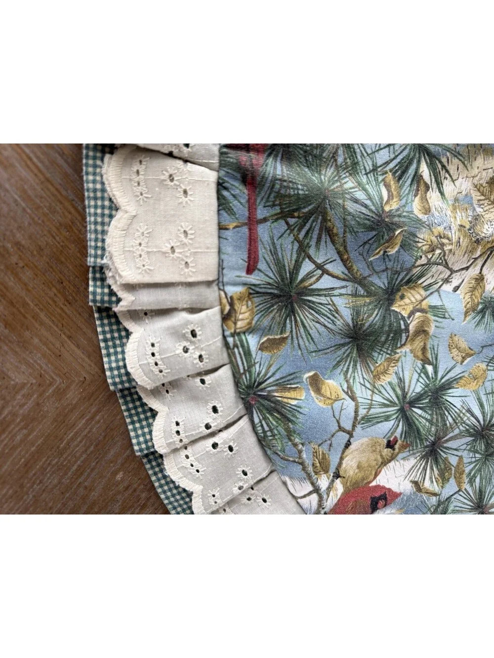 Handmade Quilted Table Mat Holiday Oval Ruffle